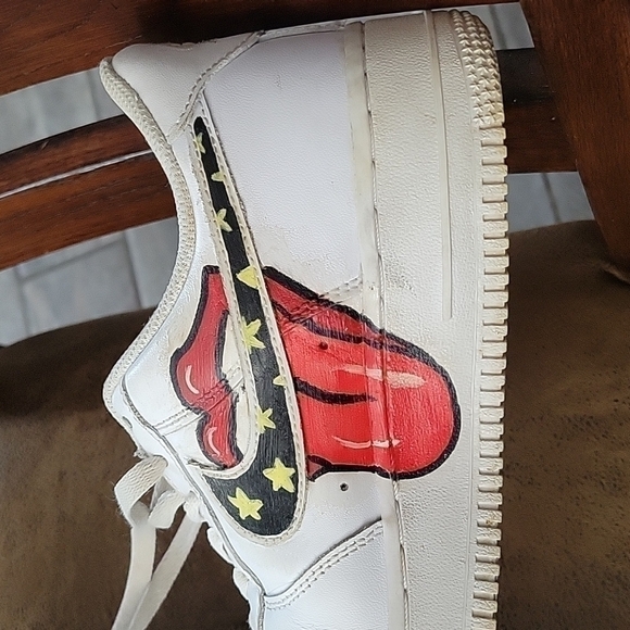 Nike Air Hand Painted Custom Shoes Size 8.5 - Picture 6 of 7